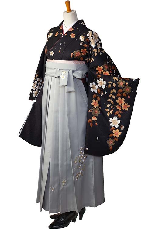 うす黒金桜